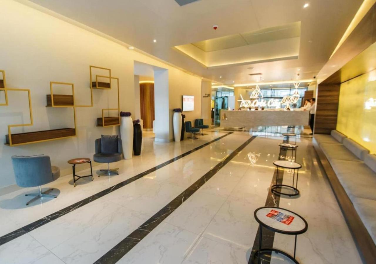 Aparthotel Orbi City Luxury Towers Batumi Exterior foto